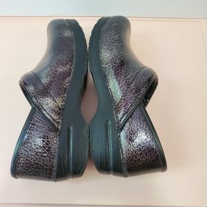 Dansko professional clog shoes black tooled